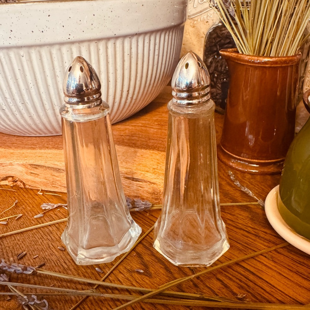 VTG Glass Salt and Pepper Shakers with Silver Tops